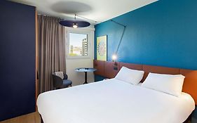 ibis Marseille Timone
